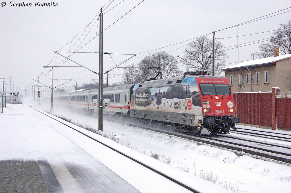 101 025-5  packendes Sdafrika  mit dem IC 145 von Amsterdam Centraal nach Berlin Ostbahnhof in Rathenow. 10.03.2013