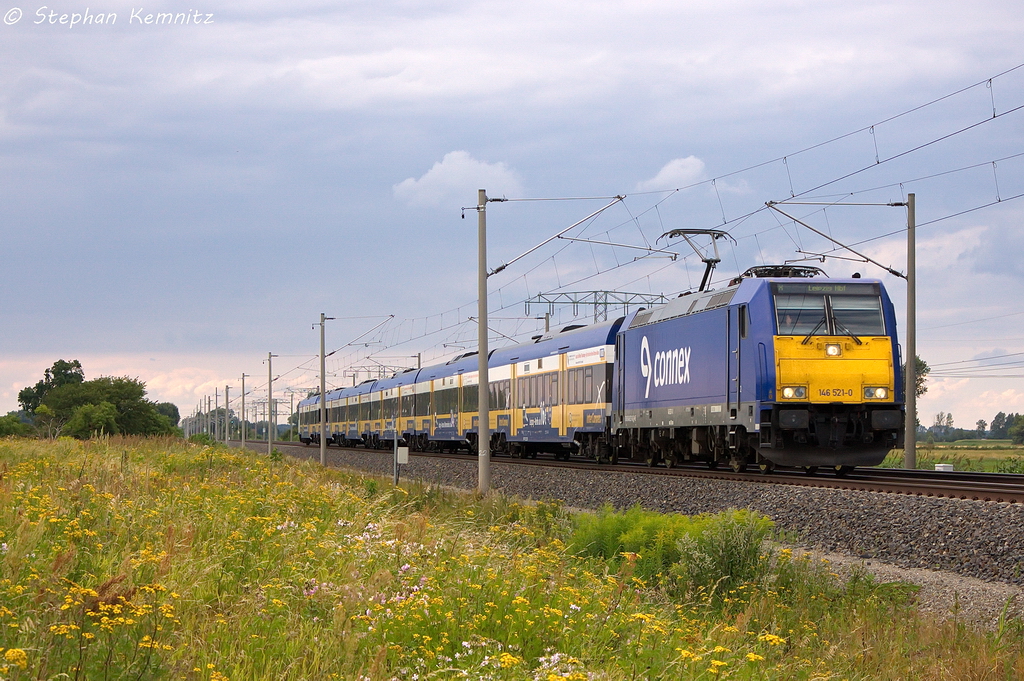 146 521-0 Captrain Deutschland GmbH mit dem Interconnex (X 68904) von Warnemnde nach Leipzig Hbf in Vietznitz. Netten Gru an den Tf! 31.07.2013