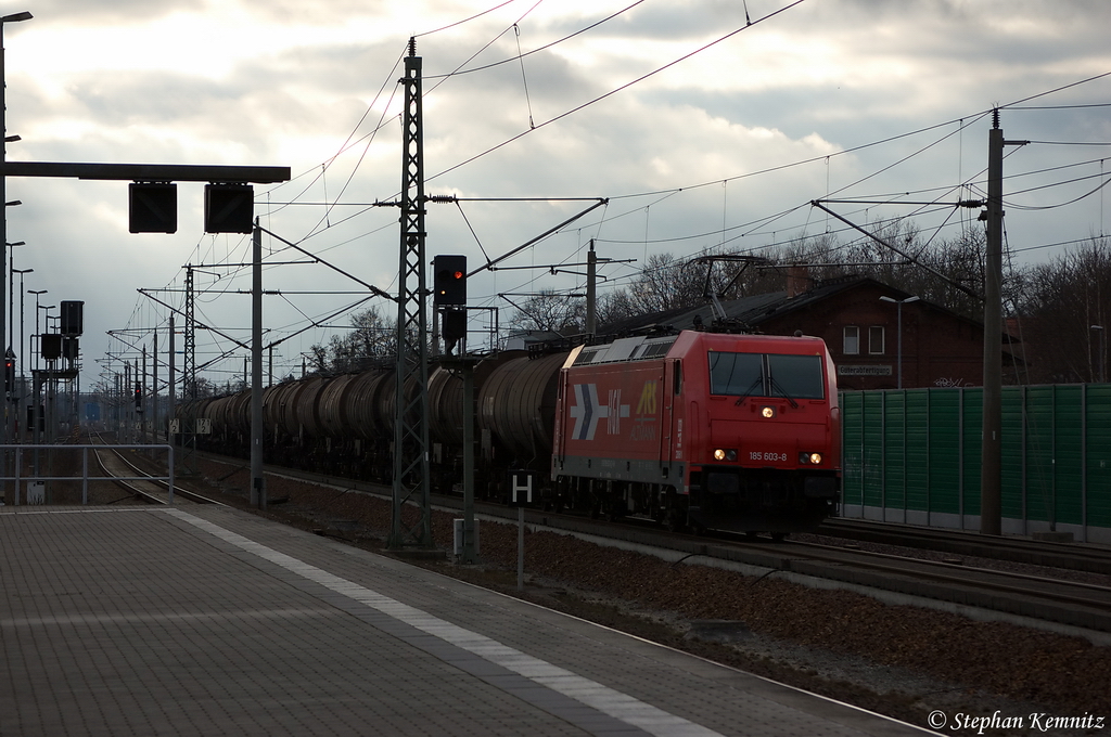 185 603-8 HGK - Hfen and Gterverkehr Kln AG [HGK 2061] / ARS Altmann mit einem Kesselzug  Umweltgefhrdender Stoff, flssig  in Rathenow in Richtung Wustermark unterwegs. 12.03.2012