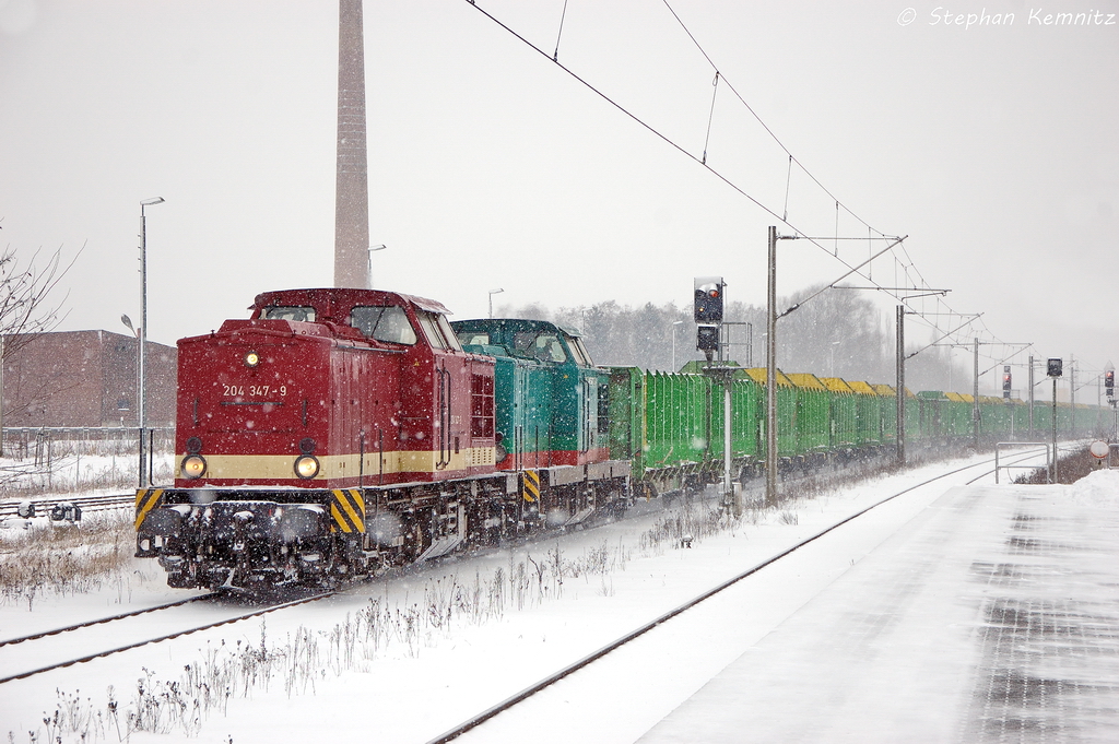 204 347-9 (202 347-1) & 204 237-2 (202 237-4) MTEG - Muldental Eisenbahnverkehrsgesellschaft mbH  mit einem leeren Holzzug aus Niedergrne, mussten einen kurzem Stop in Rathenow einlegen und nachdem der KISS raus gefahren ist, fuhren sie in Richtung Wustermark weiter. 10.03.2013