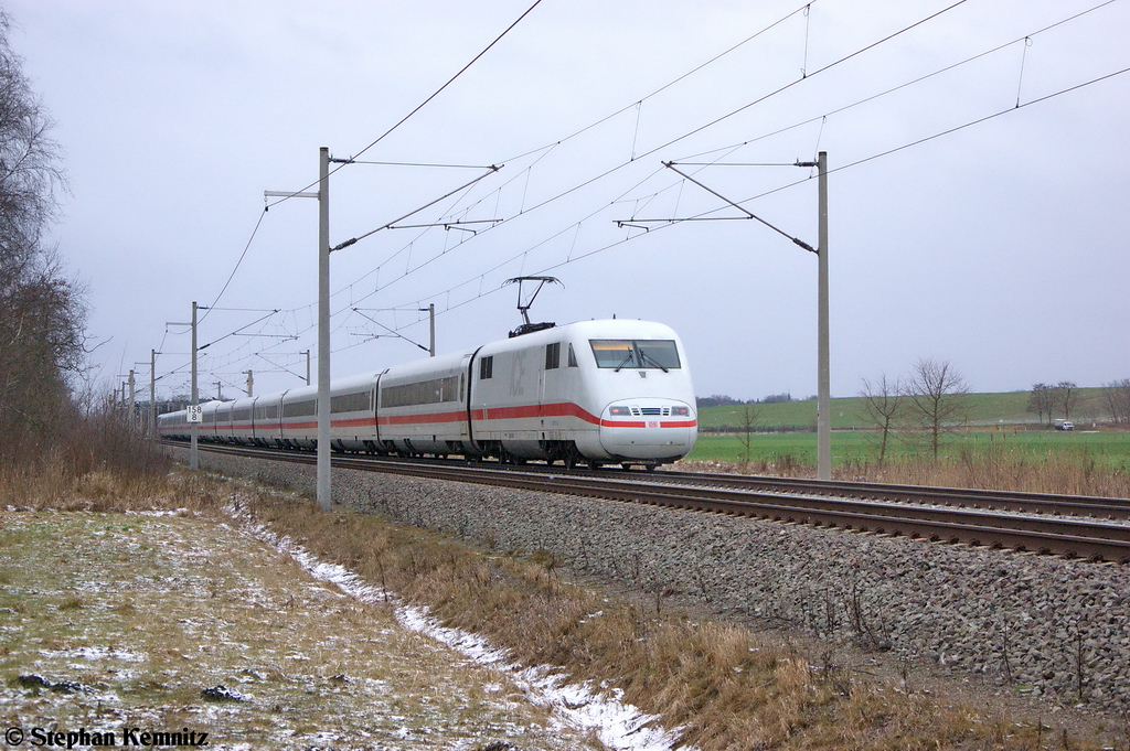 401 074-0  Zürich  als ICE 373 von Berlin Ostbahnhof nach Interlaken Ost bei Nennhausen. 11.01.2013