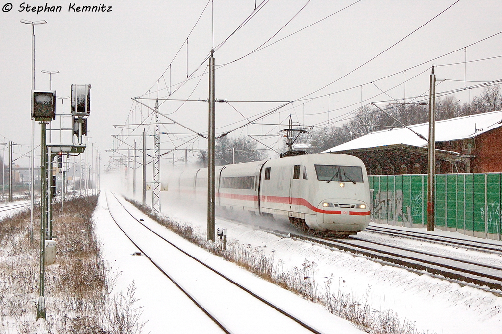 401 075-7 als ICE 370 von Interlaken Ost nach Berlin Hbf (tief) in Rathenow. 10.03.2013