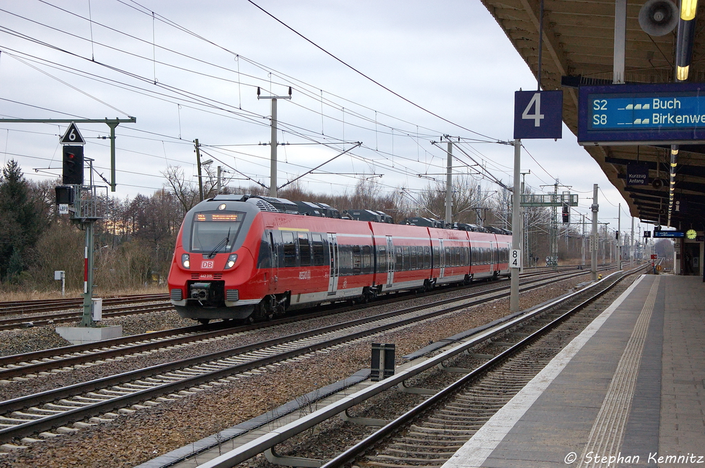 442 315/815 als RE5 (RE 18254) von Berlin Hbf (tief) nach Birkenwerder(b Berlin) in Berlin-Blankenburg. 07.02.2013