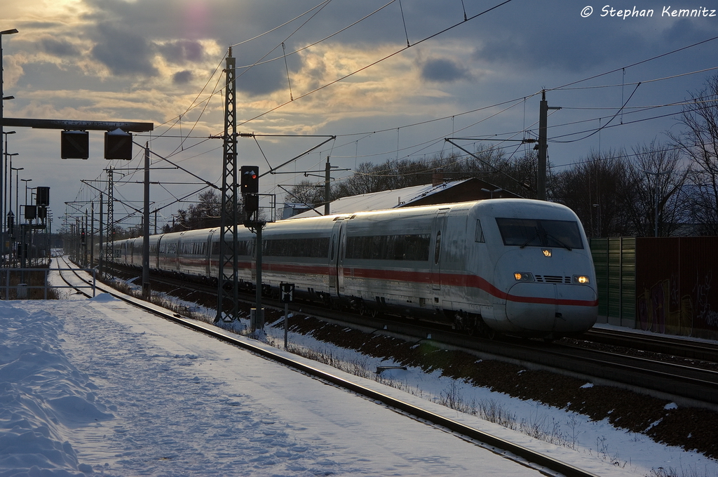 808 031-9  Brandenburg an der Havel  als ICE 559 von Bonn Hbf nach Berlin Hbf(tief), kam mit einer Versptung von 40min durch Rathenow gefahren. 12.03.2013