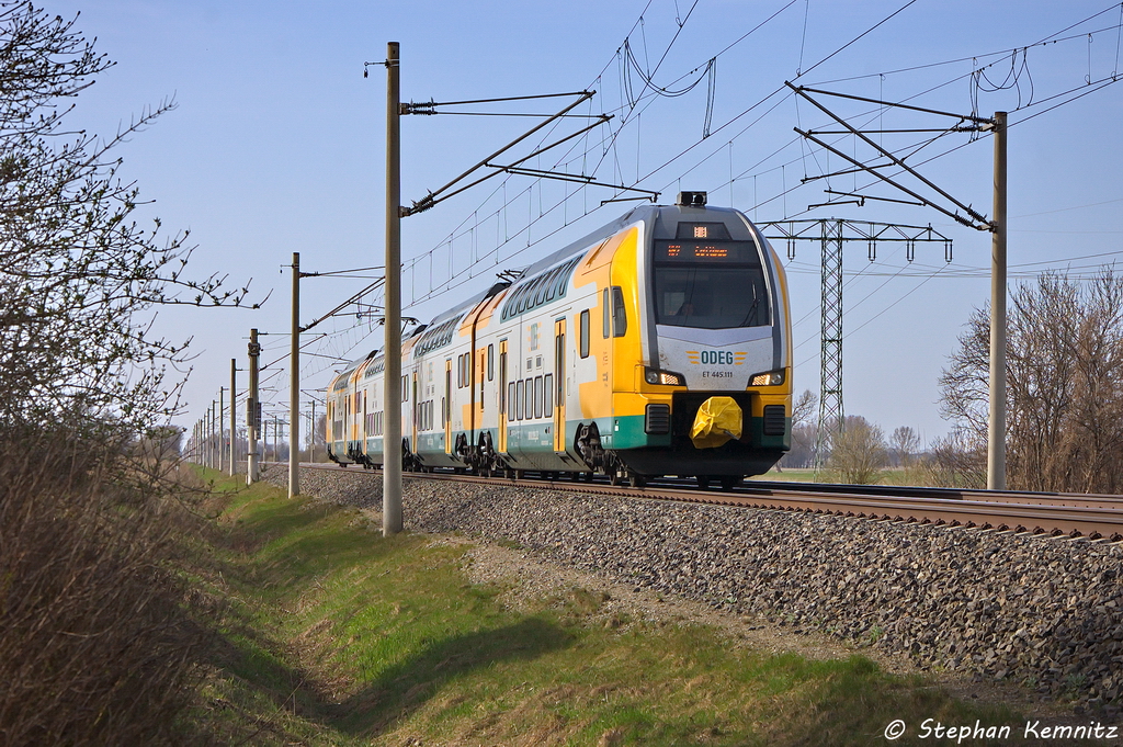 ET 445.111 (445 111-8) ODEG - Ostdeutsche Eisenbahn GmbH als RE2 (RE 37376) von Wittenberge nach Cottbus in Vietznitz. 20.04.2013
