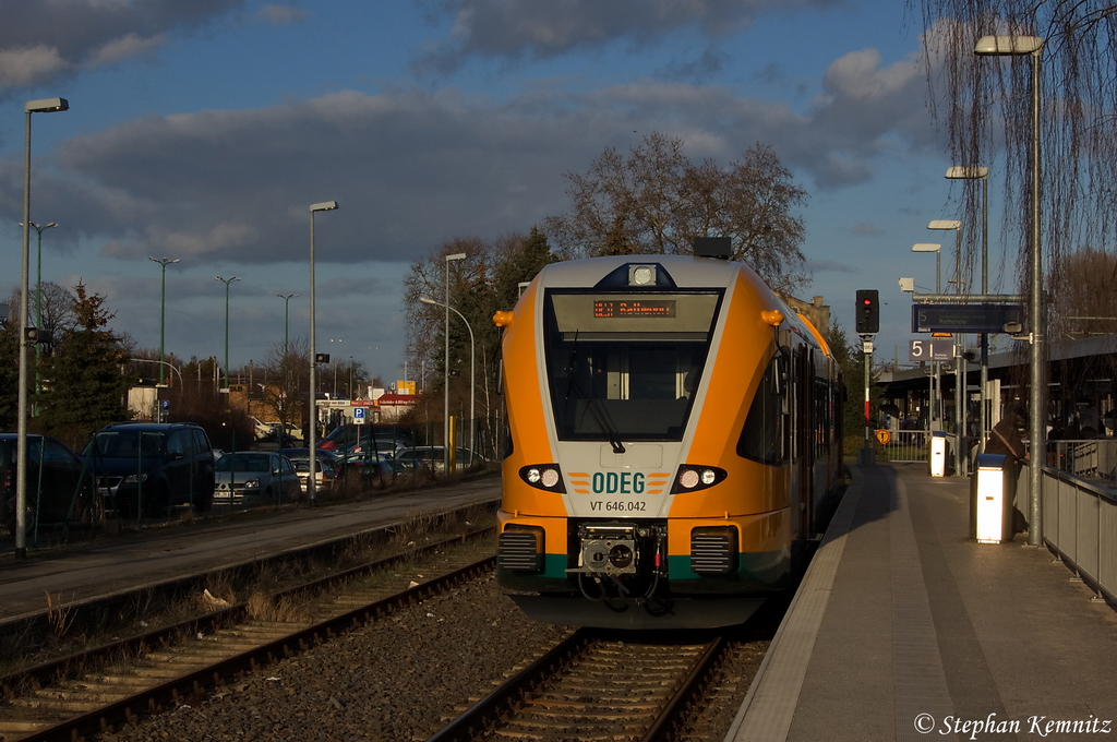 VT 646.042 (646 042-1) ODEG - Ostdeutsche Eisenbahn GmbH as OE51 (OE 68984) von Brandenburg Hbf nach Rathenow im Brandenburger Hbf. 08.03.2012