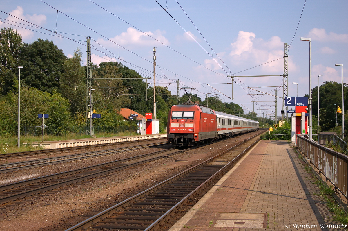 101 005-7 mit dem IC 2049 von Köln Hbf nach Dresden Hbf in Niederndodeleben. 08.08.2014