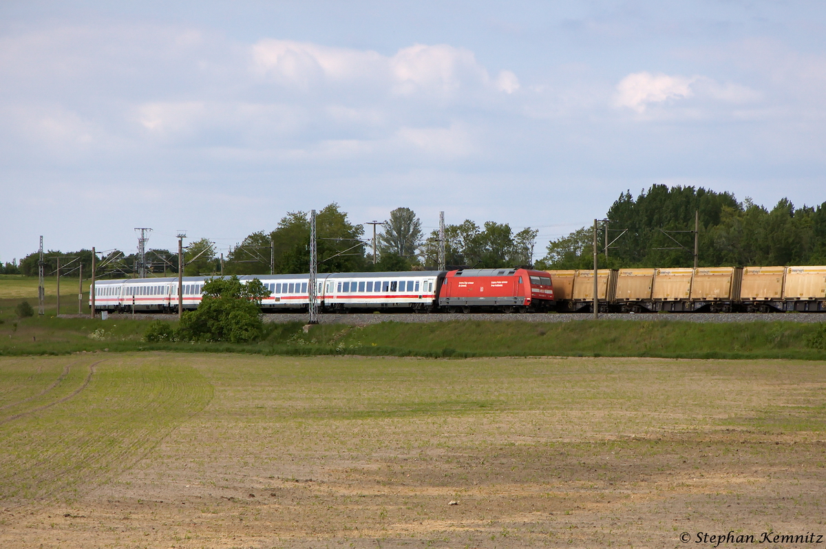 101 036-2 mit dem IC 2239  Warnow  von Warnemünde nach Leipzig Hbf in Stendal. 16.05.2014