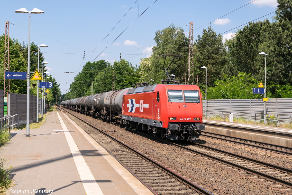 145-CL 012 (145 090-7) RheinCargo GmbH & Co. KG mit einem Kesselzug  Dieselkraftstoff oder Gasöl oder Heizöl (leicht)  in Bienenbüttel und fuhr weiter in Richtung Uelzen. 12.06.2015
