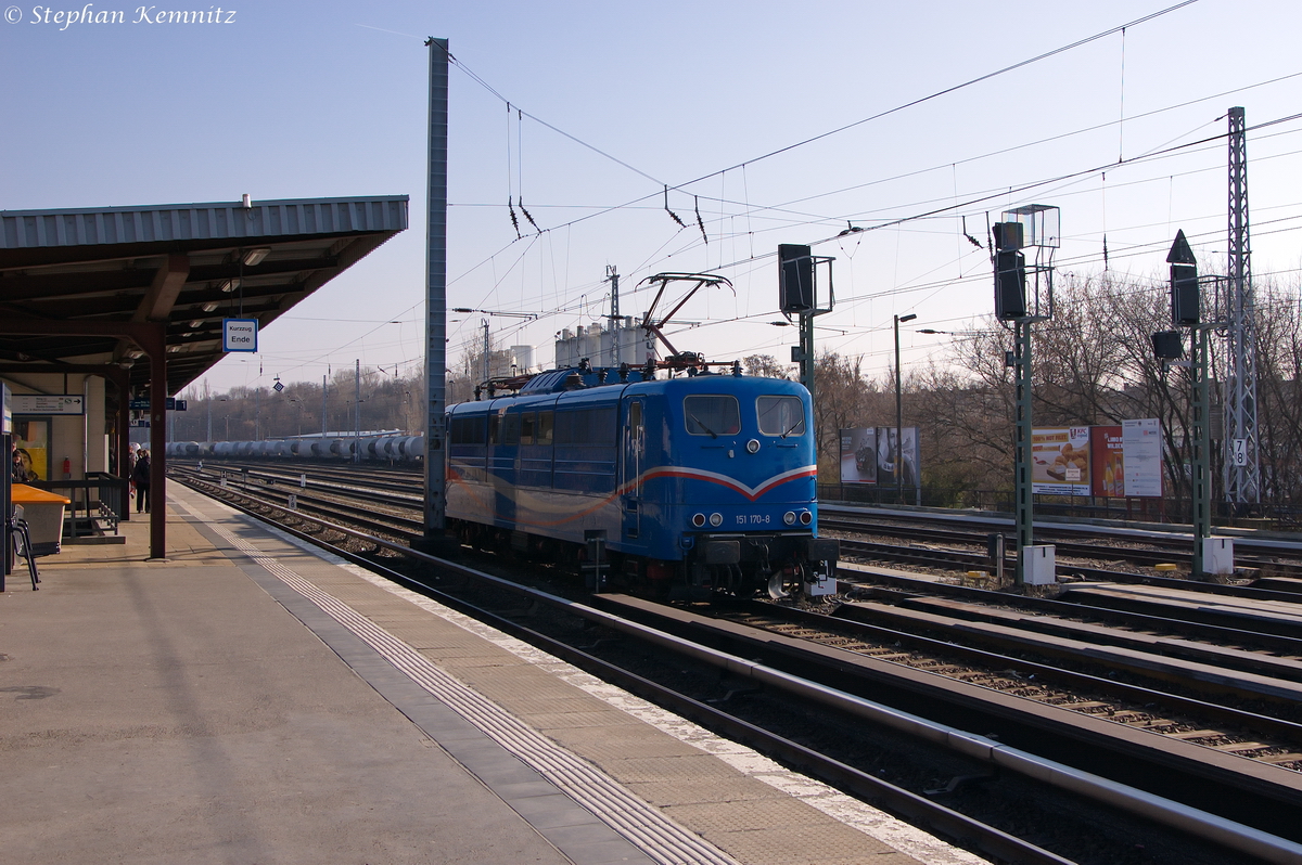 151 170-8 SRI Rail Invest GmbH für EGP - Eisenbahngesellschaft Potsdam mbH, stand momentan an der S-Bahn Station Berlin Greifswalder Straße abgestellt. 25.02.2014