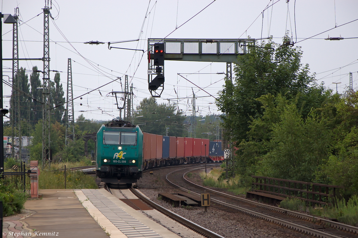185-CL 006 (185 506-3) Captrain Deutschland GmbH für ITL - Eisenbahngesellschaft mbH mit einem Containerzug in Uelzen und fuhr in Richtung Lüneburg weiter. 29.07.2014