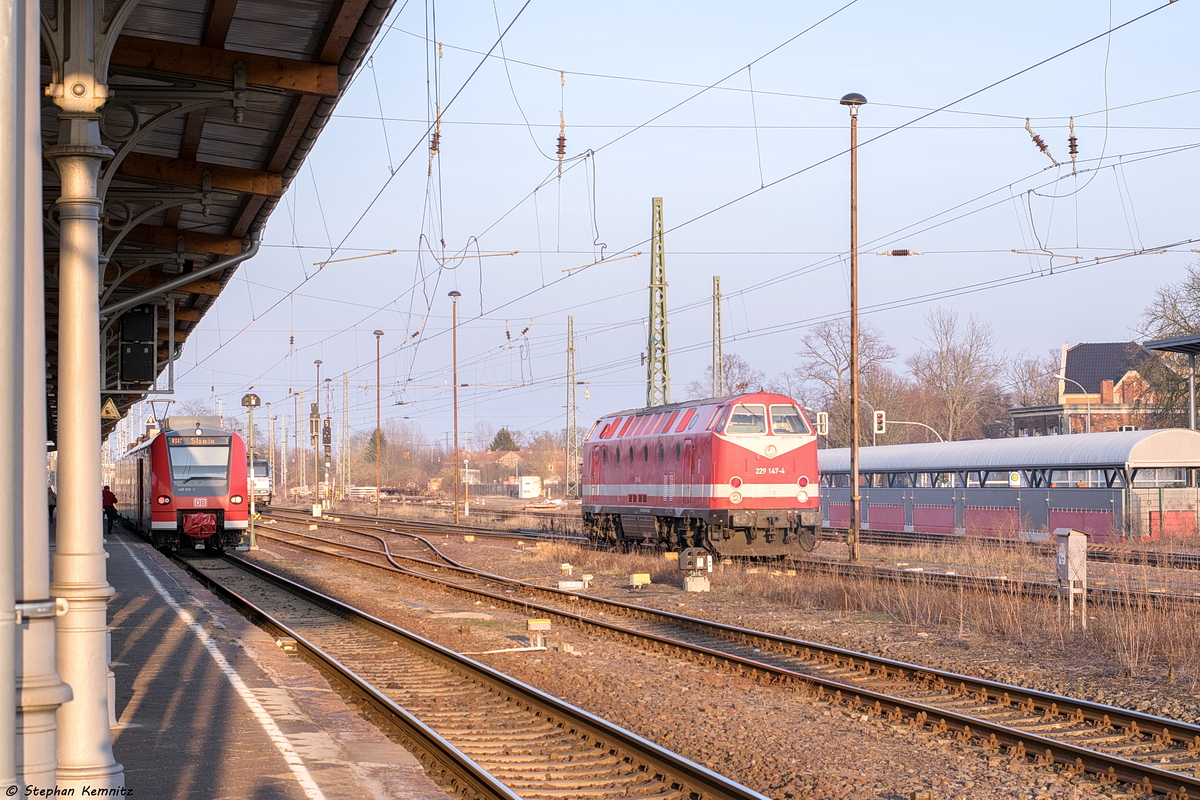 229 147-4 CLR - Cargo Logistik Rail-Service GmbH in Stendal und fuhr weiter in Richtung Magdeburg. 24.03.2018