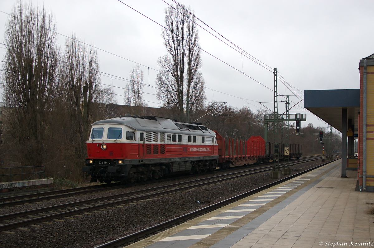 232 401-0 DB Schenker Rail Deutschland AG mit einem kurzem Güterzug in Berlin Jungfernheide und fuhr weiter in Richtung Berlin Westhafen. 10.02.2015