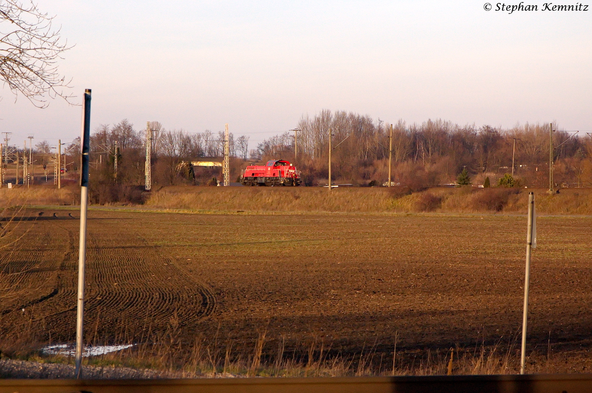 261 025-1 DB Schenker Rail Deutschland AG kam solo durch Stendel(Wahrburg) gefahren und war auf dem Weg nach Niedergrne gewesen, um dort einen Gterzug zu holen. 30.12.2013