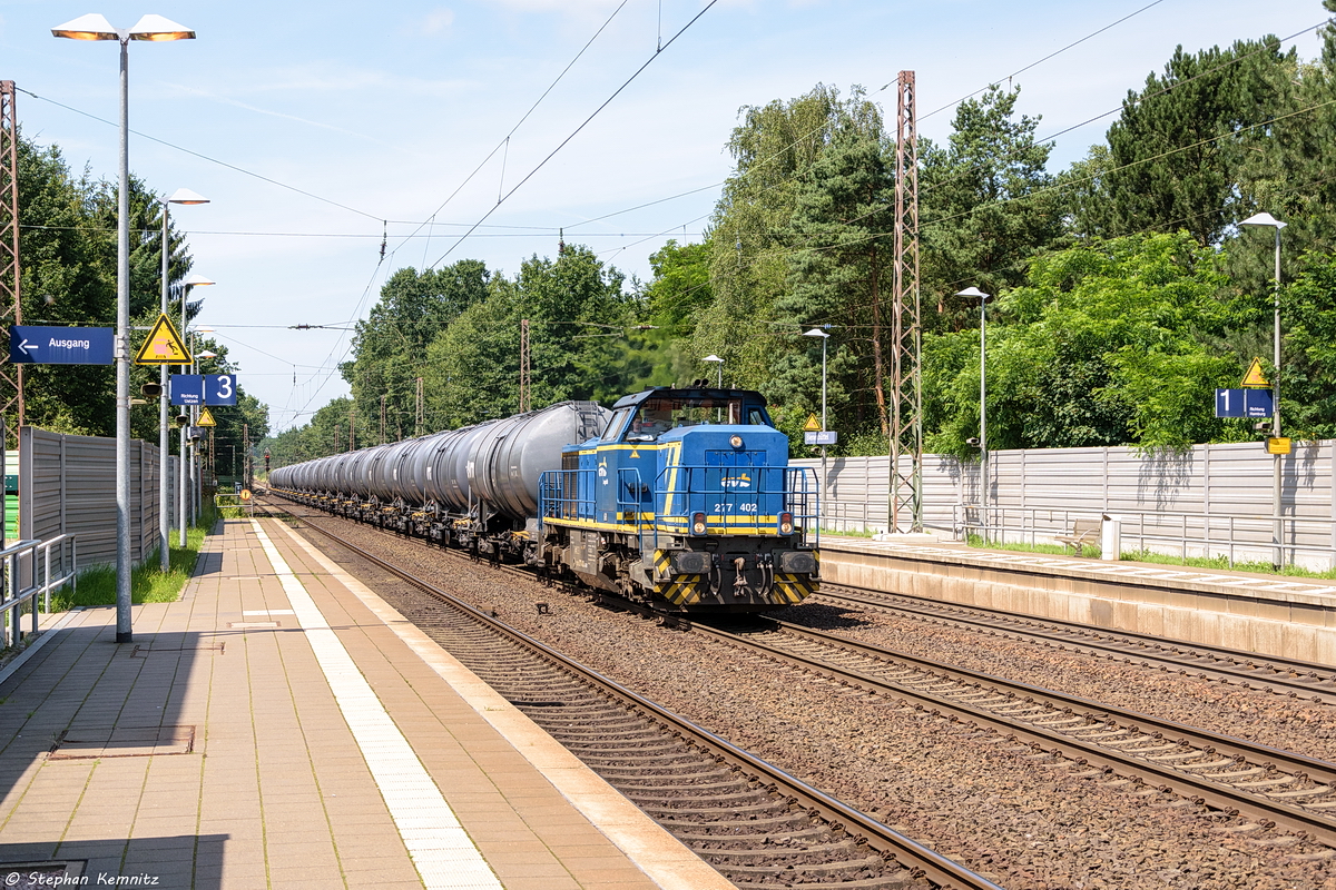 277 402-4 evb logistik mit einem Kesselzug  Dieselkraftstoff oder Gasöl oder Heizöl (leicht)  in Bienenbüttel und fuhr weiter in Richtung Uelzen. 18.07.2017