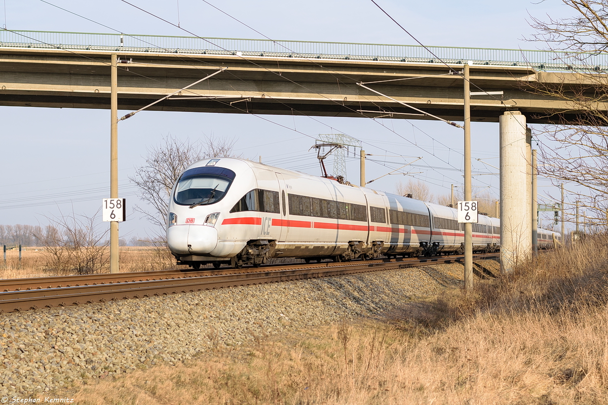 415 022-3  Torgau  & 411 61-5  Andernach  als ICE 1699 von Berlin Ostbahnhof nach Frankfurt(Main)Hbf in Nennhausen. 05.03.2018