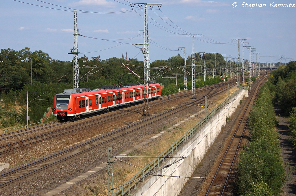 425 006-4 als RB30 (RB 17822) von Schnebeck-Bad Salzelmen nach Wittenberge in Stendal(Wahrburg). 22.08.2013