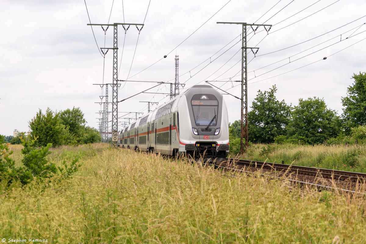 Doppelstock IC 2039 von Norddeich Mole nach Leipzig Hbf in Stendal und geschoben hatte die 146 561-6. Wegen  Personen im Gleis  wurde der Intercity über Stendal umgeleitet. 16.06.2016