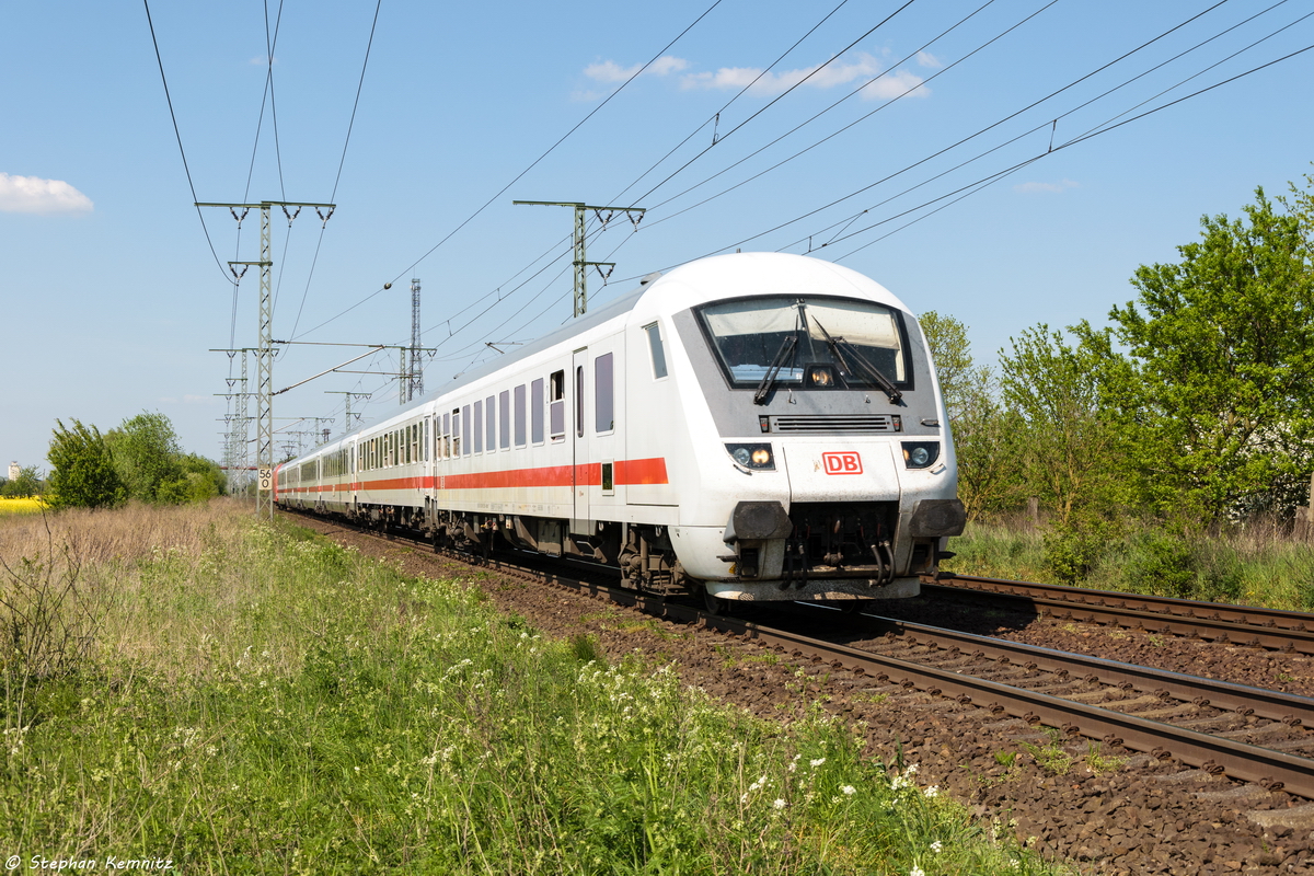 IC 2049 von Hannover Hbf nach Dresden Hbf in Stendal und geschoben hatte die 101 136-0. 10.05.2016