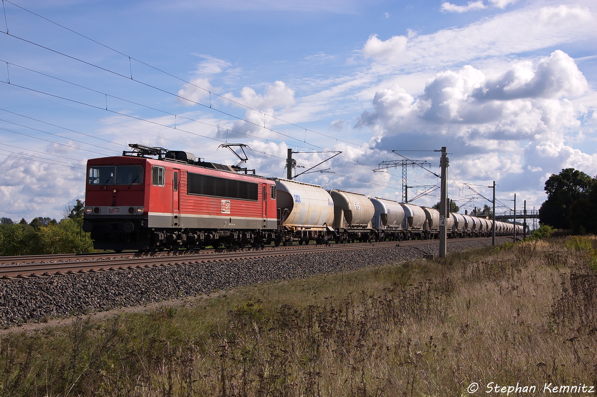 MEG 707 (155 230-6) MEG - Mitteldeutsche Eisenbahn GmbH mit dem DGS 99643 von Rdersdorf nach Wismar in Vietznitz. 27.09.2013