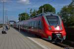 442 126/626 & 442 122/622 als RB21 (RB 18670) von Potsdam Griebnitzsee nach Wustermark in Wustermark und fuhren dann in Abstellung,
um den RE4 platz zu machen. 14.05.2012