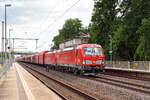 friesackmark/657242/193-370-4--193-371-2-db 193 370-4 & 193 371-2 DB Cargo mit dem leeren Erzzug von Ziltendorf nach Hamburg in Friesack. 18.05.2019