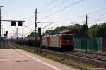 185 586-5 CBRail für HGK - Häfen und Güterverkehr Köln AG [HGK 2054] mit einem Kesselzug  Umweltgefährdender Stoff, flüssig  in Rathenow, in Richtung Wustermark