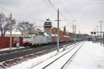E 186 138 ITL Eisenbahn GmbH mit einem Containerzug in Rathenow und fuhr in Richtung Stendal weiter. 11.03.2013