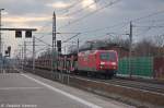 145 025-3 DB Schenker Rail Deutschland AG mit einem leeren Autotransportzug in Rathenow und fuhr in Richtung Wustermark weiter.