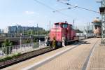 hallesaale/447600/363-156-1-db-schenker-rail-deutschland 363 156-1 DB Schenker Rail Deutschland AG, bei der Durchfahrt durch den Bahnhof Halle(Saale)Hbf. 22.08.2015