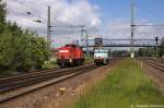 298 312-0 der DB Schenker Rail Deutschland AG und die 627 (345 268-7) der ITB Industrietransportgesellschaft mbH trafen sich in Brandenburg. 04.06.2013
