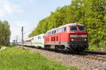 218 824-1 DB Fernverkehr hatte den 402 021-0 am Haken und fuhr hier durch Nennhausen in Richtung Berlin weiter. 08.05.2020