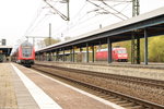 Auf Gleis 4 im Brandenburger Hbf stand die Defekte 101 011-5 abgestellt. Sie wurde später von einer 120er abgeholt. 16.04.2016