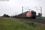 br-6145-traxx-vorserie/274073/145-065-9-db-schenker-rail-deutschland 145 065-9 DB Schenker Rail Deutschland AG mit einem gemischtem Gterzug in Vietznitz und fuhr in Richtung Nauen weiter. 12.06.2013