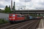 151 001-5 DB Schenker Rail Deutschland AG mit einem Containerzug in Hamburg-Harburg und fuhr nach Maschen.