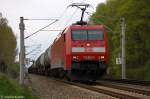 152 003-0 mit einem Kesselzug  Benzin oder Ottokraftstoffe  bei Nennhausen und fuhr in Richtung Wustermark weiter. 29.04.2012