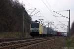ES 64 F - 901 (152 196-2) ITL Eisenbahn GmbH mit einem Containerzug bei Nennhausen und fuhr in Richtung Rathenow weiter. Netten Gr zurck an den Tf! 12.04.2012