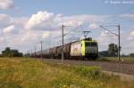185 542-8 Captrain Deutschland GmbH fr ITL - Eisenbahngesellschaft mbH mit einem Kesselzug  Umweltgefhrdender Stoff, flssig  in Vietznitz und fuhr in Richtung Nauen weiter.