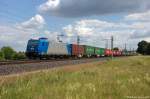 185 522-0 Alpha Trains für ITL - Eisenbahngesellschaft mbH mit einem Containerzug in Vietznitz und fuhr in Richtung Wittenberge weiter. 17.06.2014