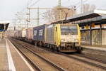 ES 64 F4 - 203 (189 203-3) MRCE Dispolok GmbH für ERSR - ERS Railways B.V. mit dem KLV-Shuttle (DGS 42330) von Frankfurt(Oder) Grenze nach Bad Bentheim Grenze im Brandenburger Hbf. 22.11.2016