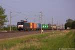 ES 64 F4 - 803 (189 803-0) MRCE Dispolok GmbH fr DB Schenker Rail Deutschland AG mit einem Containerzug in Vietznitz und fuhr in Richtung Friesack weiter. 08.05.2013