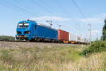 br-192-siemens-smartron/789297/192-017-2-lion-rail-gmbh-mit 192 017-2 LION Rail GmbH mit einem Containerzug in Nennhausen und fuhr weiter in Richtung Stendal. 14.08.2021