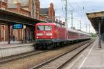sachsen-anhalt/454305/112-119-mit-dem-ire-berlin-hamburg-express 112 119 mit dem IRE 'Berlin-Hamburg-Express' (IRE 18092) von Berlin Hbf (tief) nach Hamburg Hbf in Stendal. 25.09.2015