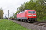 bahnlogistik24-gmbh-3/747567/120-119-3-bahnlogistik24-gmbh-mit-einem 120 119-3 Bahnlogistik24 GmbH mit einem Containerzug in Nennhausen und fuhr weiter in Richtung Wustermark. 15.05.2021