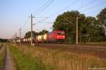 185 217-7 DB Schenker Rail Deutschland AG mit einem Containerzug bei Rathenow und fuhr in Richtung Stendal weiter. 24.07.2012