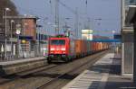 185 399-3 DB Schenker Rail Deutschland AG mit einem Containerzug in Tostedt und fuhr weiter in Richtung Bremen. 17.03.2015