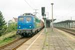 140 838-4 EGP - Eisenbahngesellschaft Potsdam mbH mit einem Containerzug in Magdeburg-Neustadt und fuhr weiter in Richtung Stendal. 13.09.2015