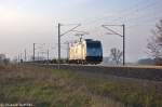 185 562-6 ITL - Eisenbahngesellschaft mbH mit einem halb vollen Containerzug in Vietznitz und fuhr in Richtung Nauen weiter. 25.04.2013