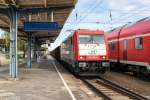 185 650-9 akiem für ITL - Eisenbahngesellschaft mbH mit einem CD-Cargo Eas Ganzzug in Falkenberg(Elster) und fuhr weiter in Richtung Zeithain. 15.09.2015