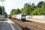 ITL Eisenbahn GmbH/567231/193-894-3-itl---eisenbahngesellschaft-mbh 193 894-3 ITL - Eisenbahngesellschaft mbH mit einem Containerzug in Bienenbüttel und fuhr weiter in Richtung Uelzen. 18.07.2017